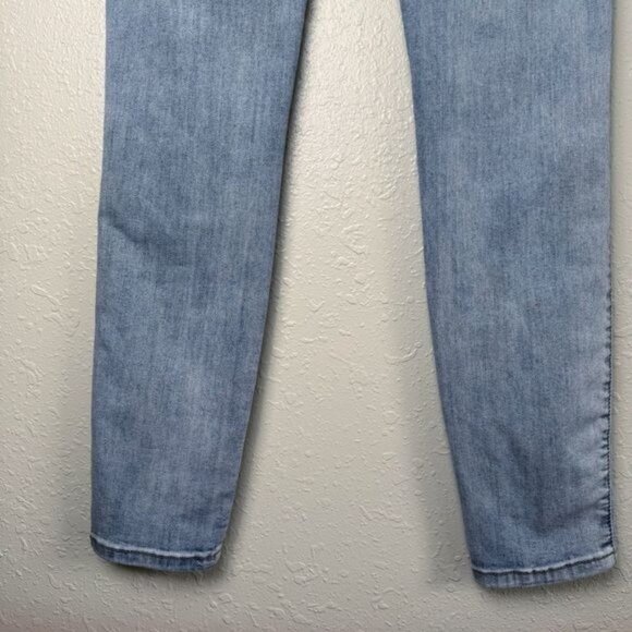 Guess Sienna curvy fit medium rise curvy skinny distressed jeans 27 - Picture 11 of 13